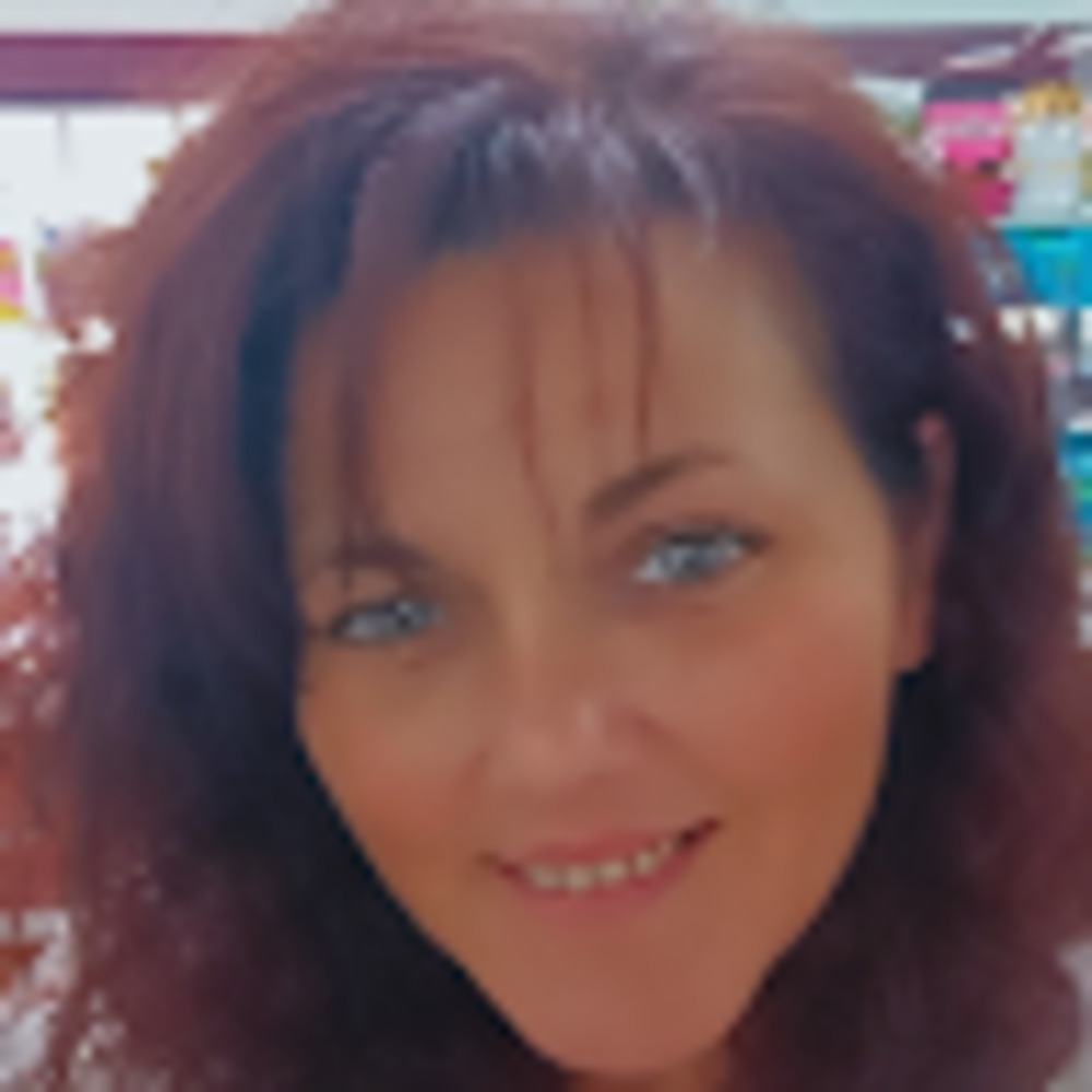 Meet your Posher, Daisey